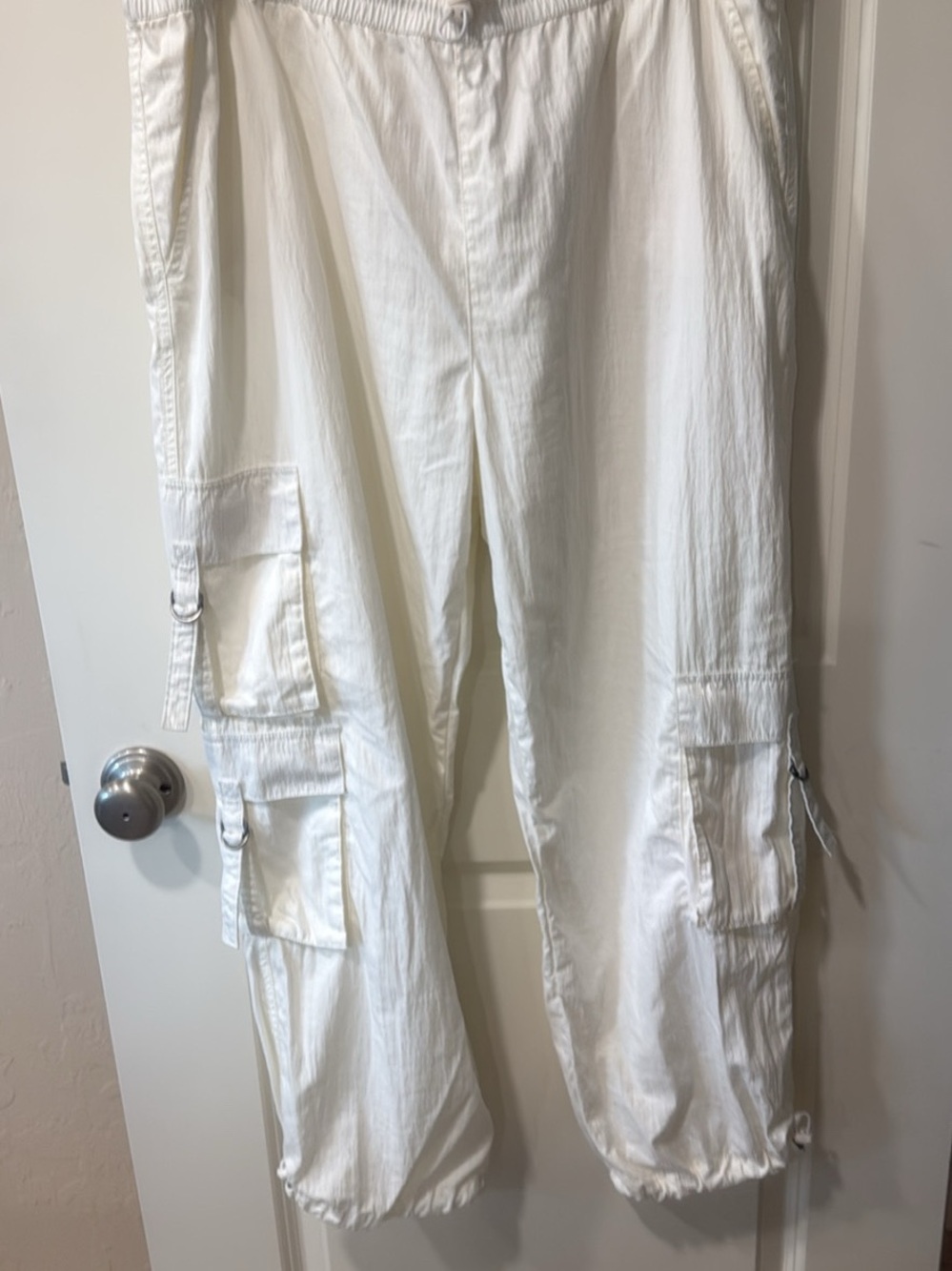 C&C California White Women’s Cargo Pants with Elastic Cuffs